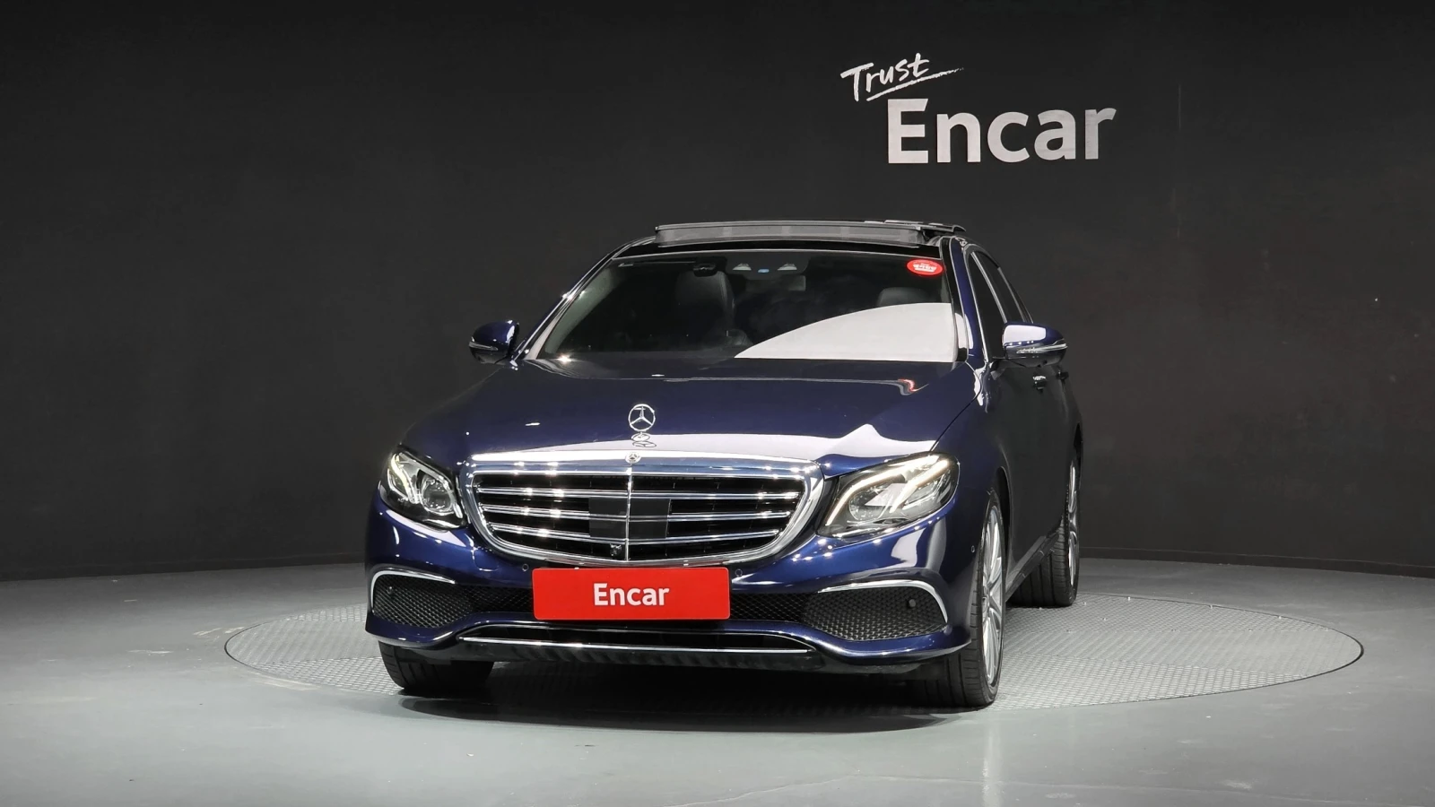 Mercedes-Benz E 450 3.0 4MATIC, FULL, снимка 3 - Автомобили и джипове - 55392788