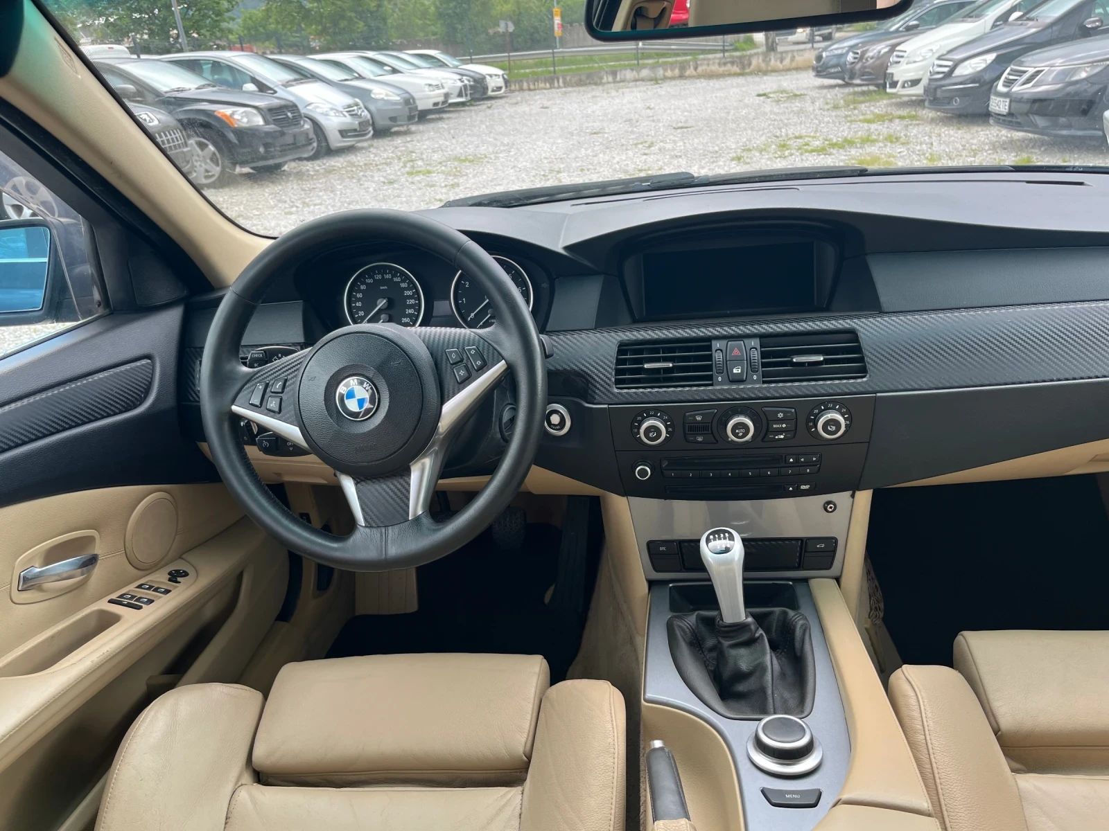 BMW 520, снимка 14 - Автомобили и джипове - 55541918