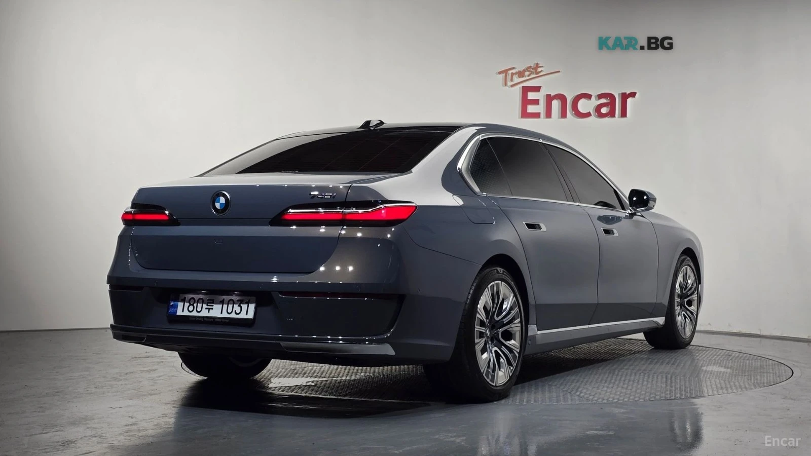 BMW 740 THEATHER SC| HEADS UP| MASSAGE| 360, снимка 2 - Автомобили и джипове - 56096954