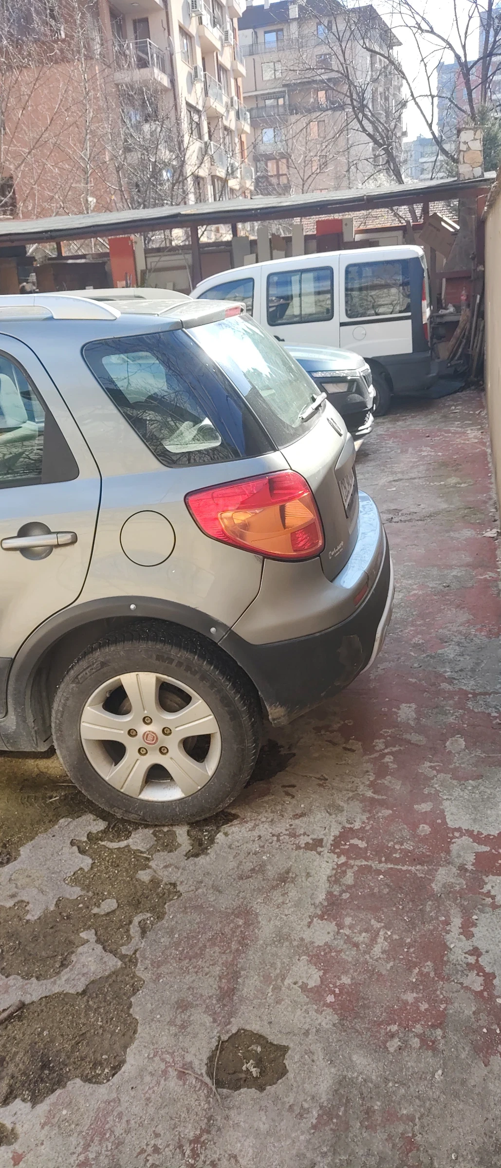Fiat Sedici, снимка 4 - Автомобили и джипове - 56586415