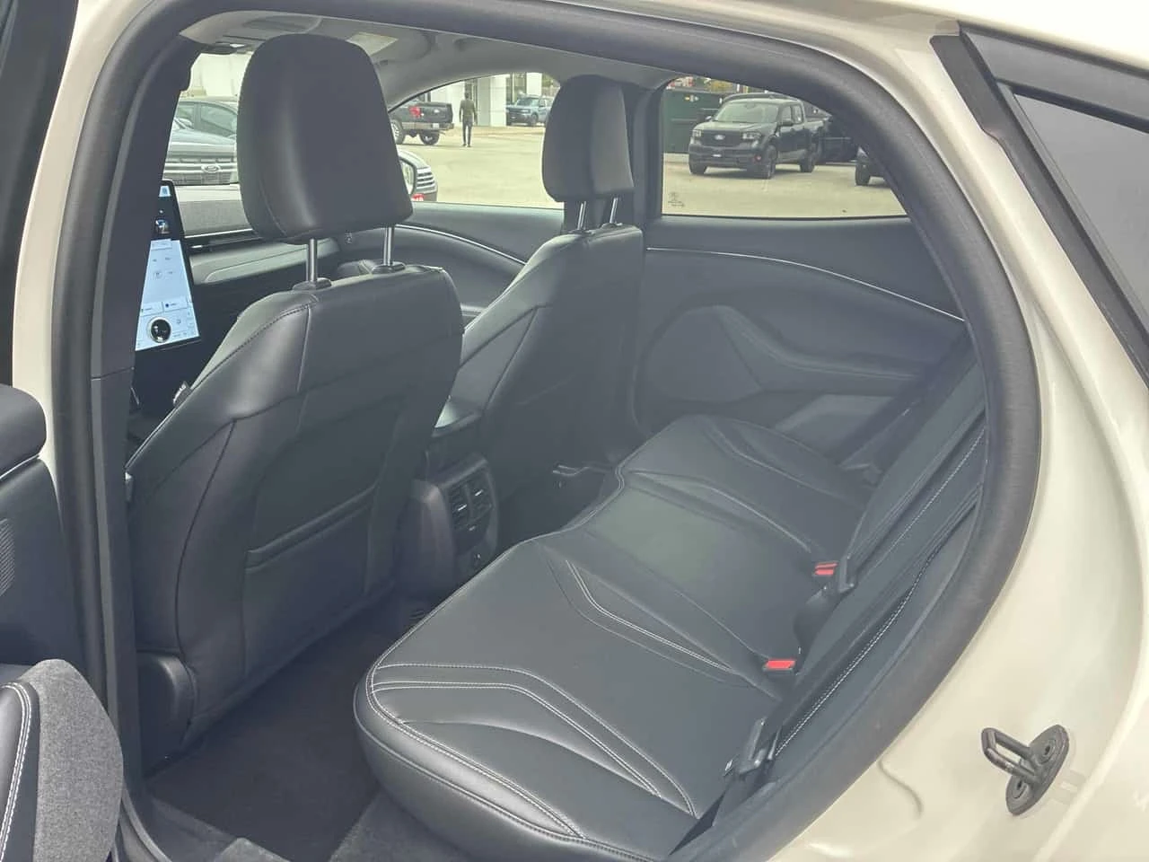 Ford Mustang Mach-E * Premium * CARFAX * ����� �� ����������� | Mobile.bg � ����������� 12