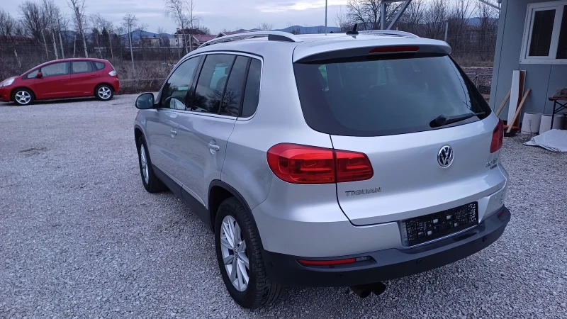 VW Tiguan 2.0 TSI 4X4  Швейцария автоматик, снимка 7 - Автомобили и джипове - 48554738