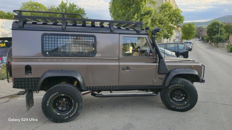 Land Rover Defender Bmw 2.5TDS , снимка 3 - Автомобили и джипове - 52044441