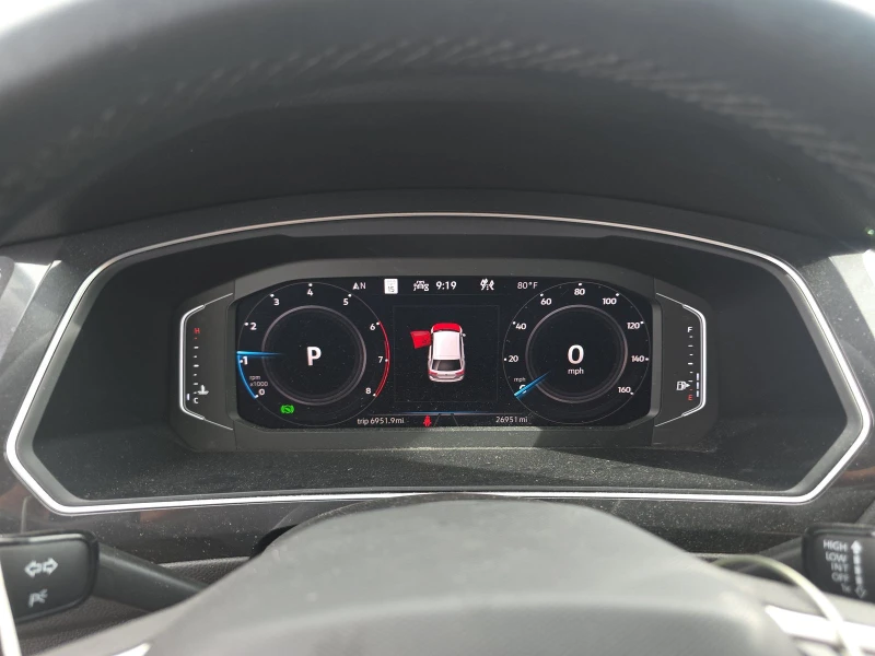 VW Tiguan SEL R-Line, снимка 8 - Автомобили и джипове - 52540775
