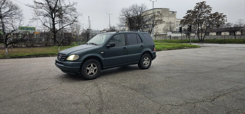 Mercedes-Benz ML 270 AUTOMATIC ARMY STYLE, снимка 2 - Автомобили и джипове - 52892137