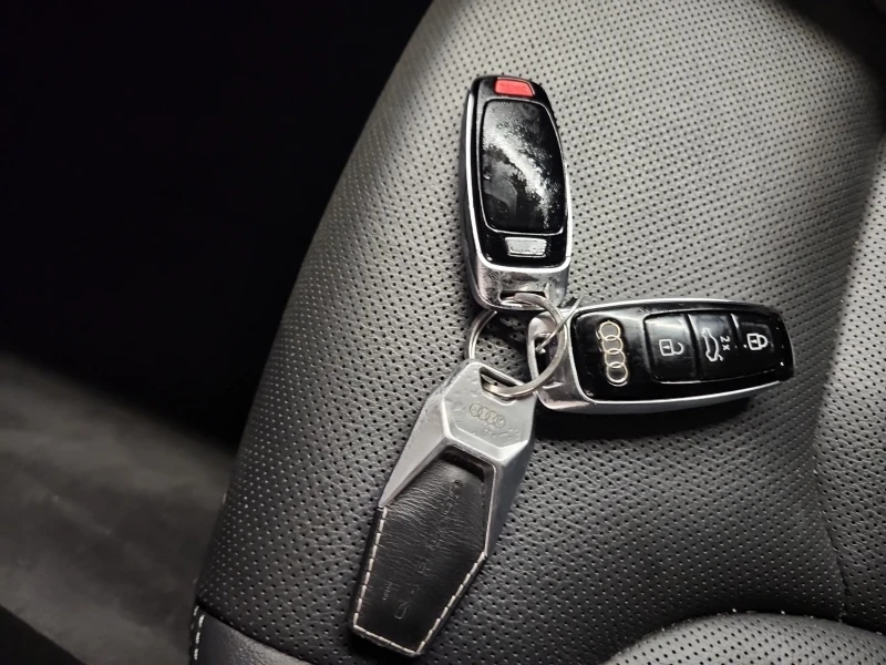 Audi Q8 * PROGRESSIV * CARFAX * БЕЗ ПЪРВОНАЧАЛНА ВНОСКА, снимка 14 - Автомобили и джипове - 53091863