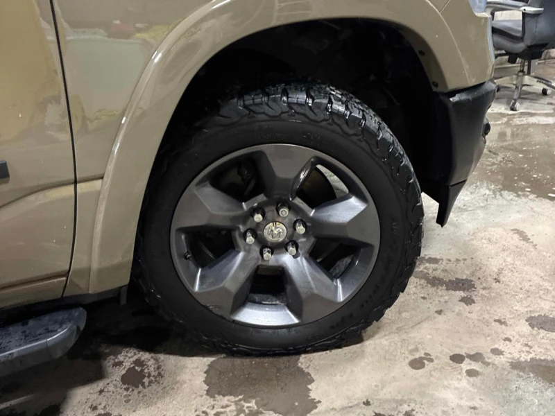 Dodge RAM 1500 * Big Horn * CARFAX * ПОДГРЕВ* ДВА КЛЮЧА* , снимка 7 - Автомобили и джипове - 53239071