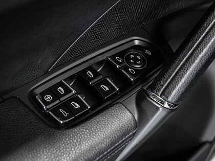 Porsche Cayenne S AWD* АвтоКредит* (ЦЕНА ДО БГ)* , снимка 11 - Автомобили и джипове - 54555525