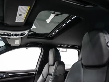 Porsche Cayenne S AWD* АвтоКредит* (ЦЕНА ДО БГ)* , снимка 10 - Автомобили и джипове - 54555525