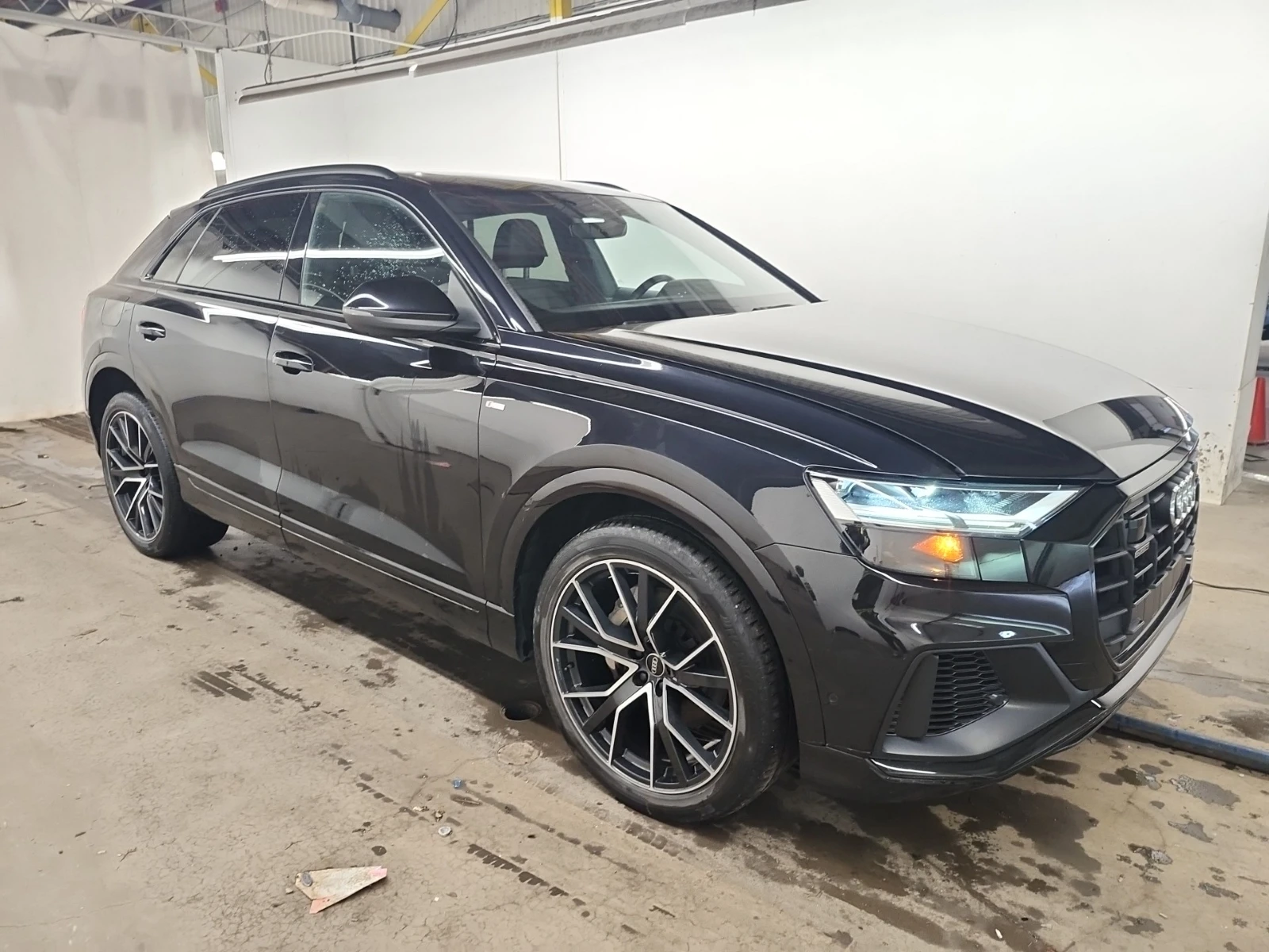 Audi Q8 * PROGRESSIV * CARFAX * БЕЗ ПЪРВОНАЧАЛНА ВНОСКА, снимка 1