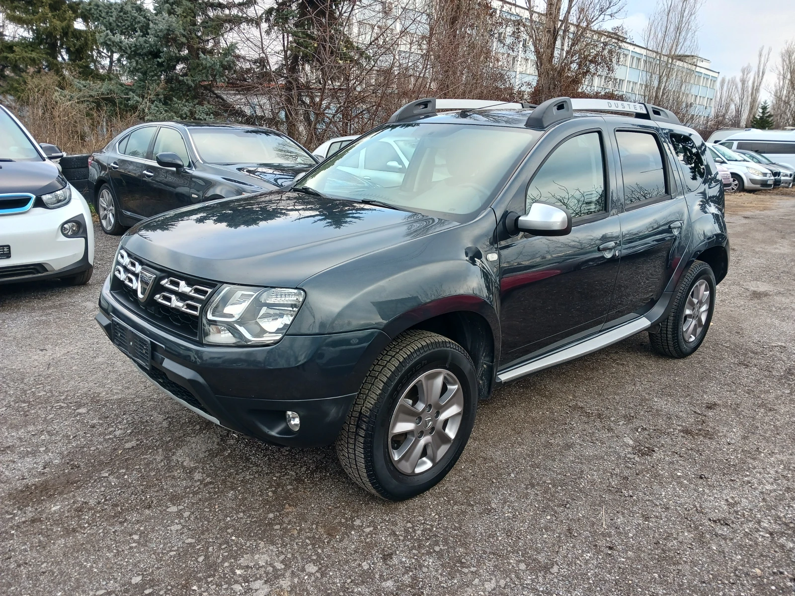 Dacia Duster 1.6= GAZ= NAVI= CAMERA= FACELIFT=  - изображение 2