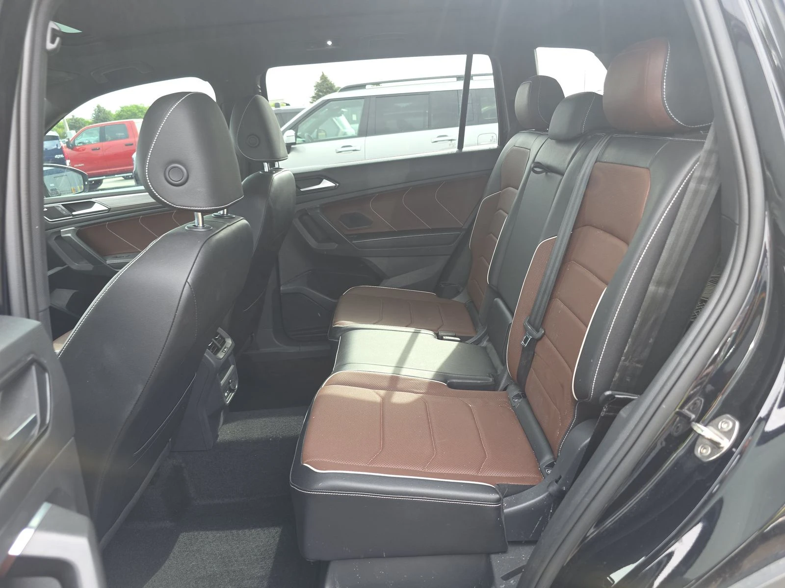 VW Tiguan SEL R-Line | Mobile.bg   11