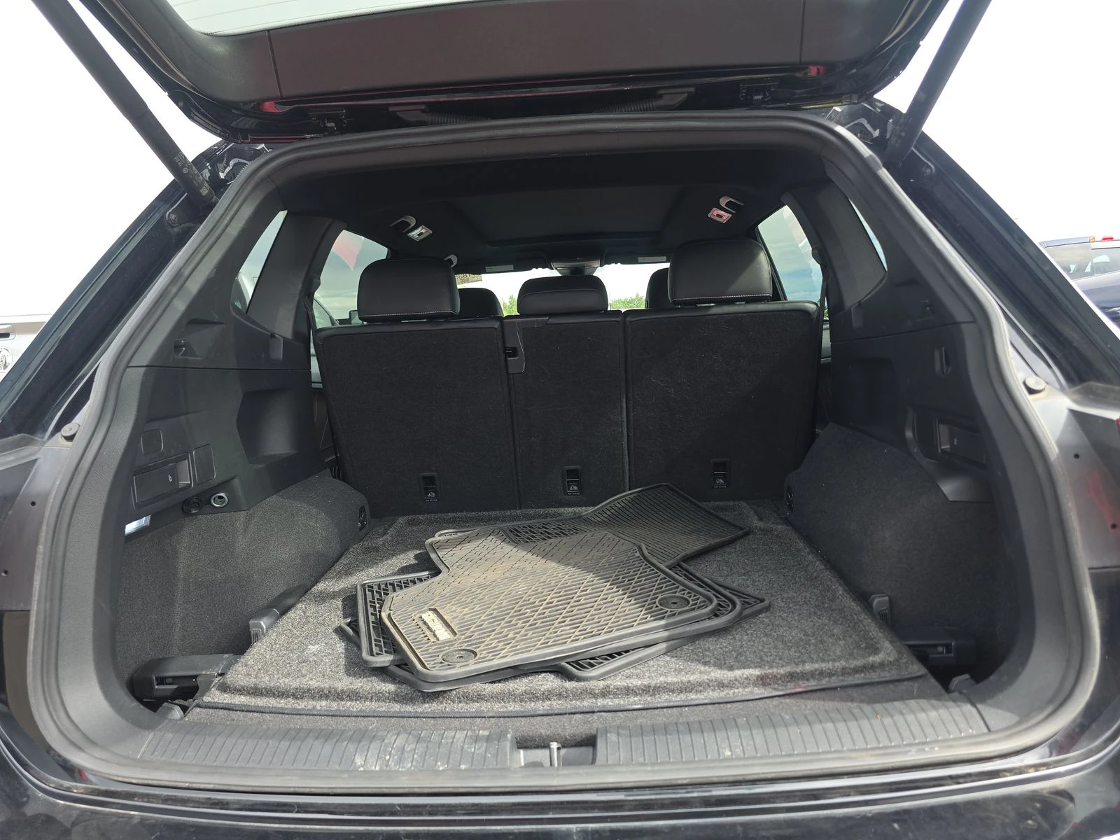 VW Tiguan SEL R-Line | Mobile.bg   14