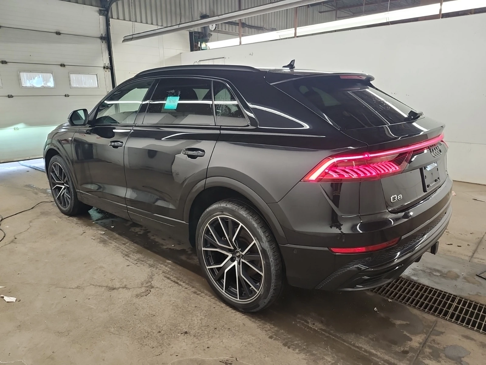 Audi Q8 * PROGRESSIV * CARFAX * БЕЗ ПЪРВОНАЧАЛНА ВНОСКА - изображение 6