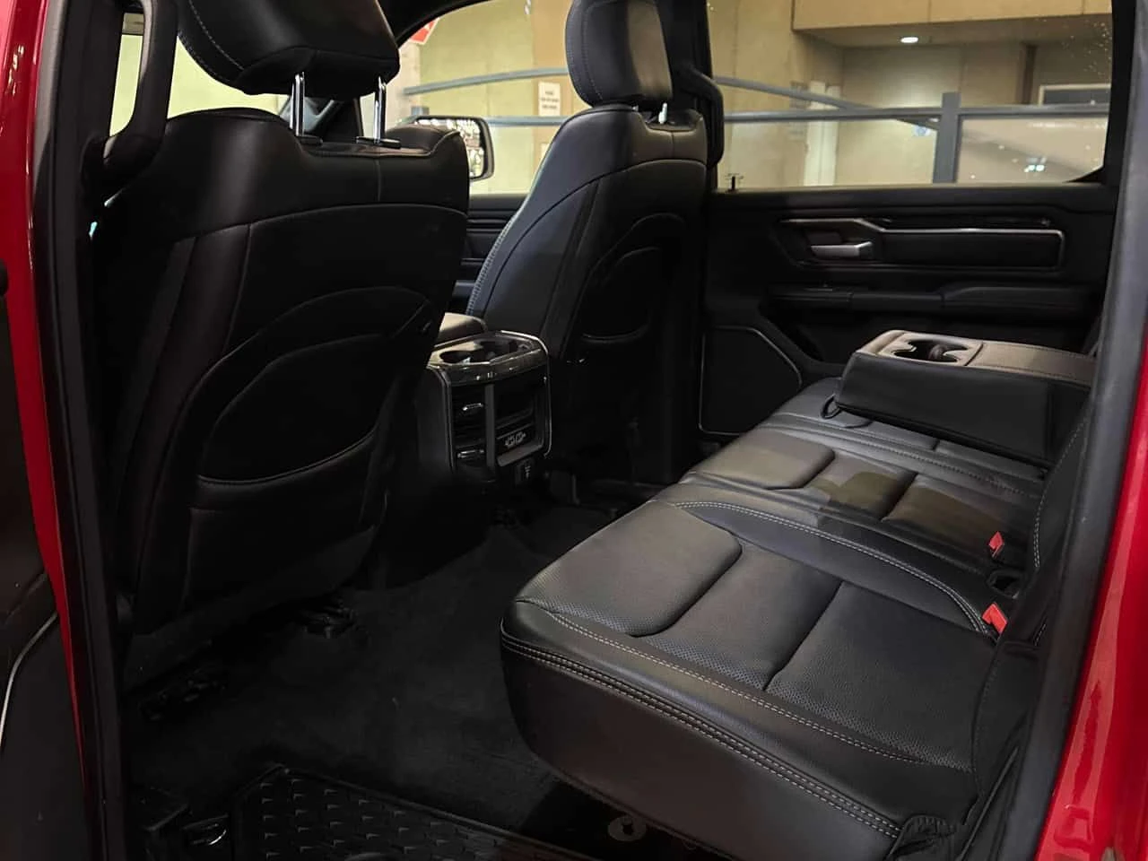 Dodge RAM 1500 * Rebel * CARFAX * ПОДГРЕВИ * KEYLESS * ШИБИДАХ  , снимка 7 - Автомобили и джипове - 53900766