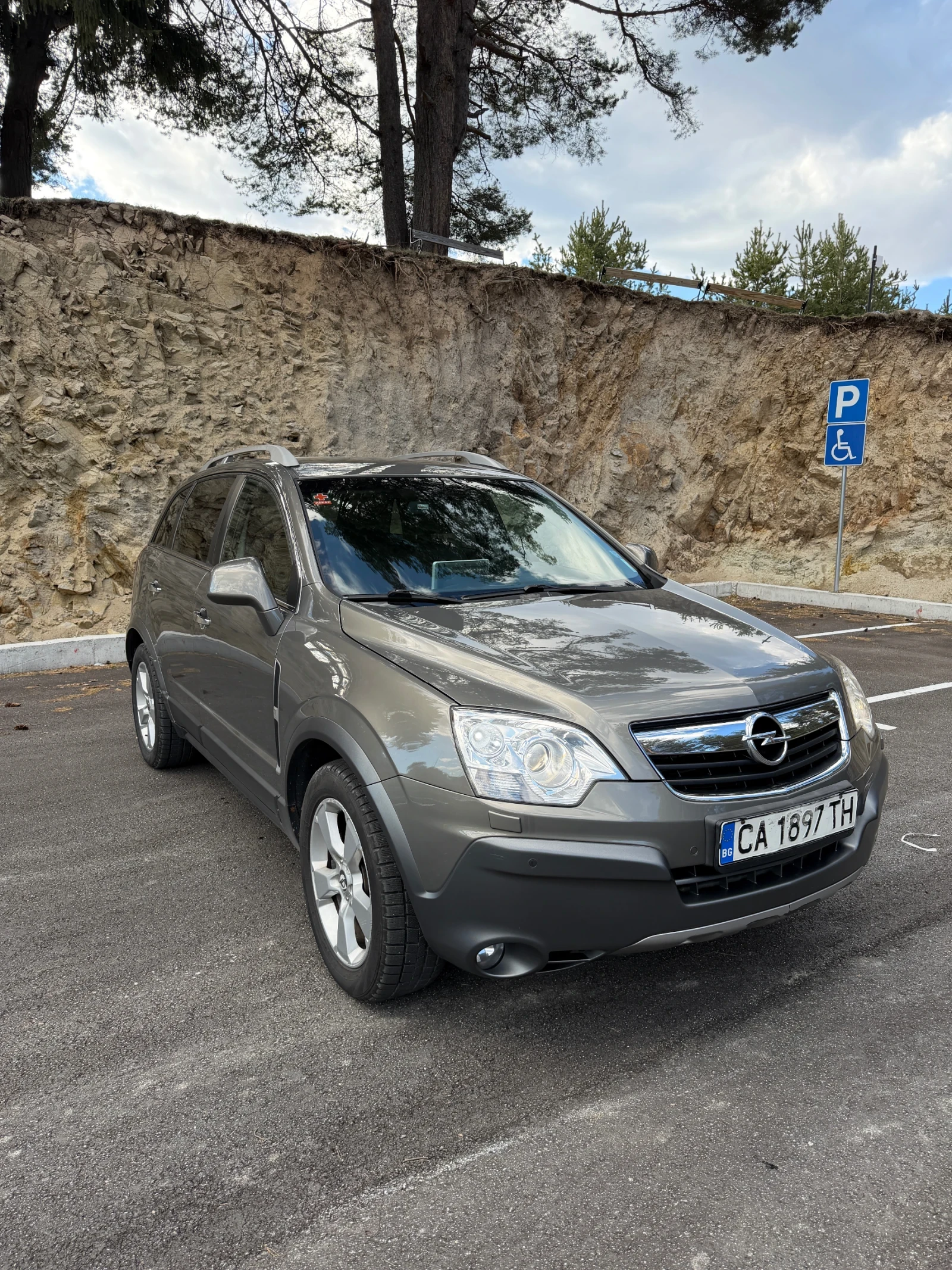 Opel Antara 2.0CDTI 150к.с. 4х4 автомат, снимка 2 - Автомобили и джипове - 54113209