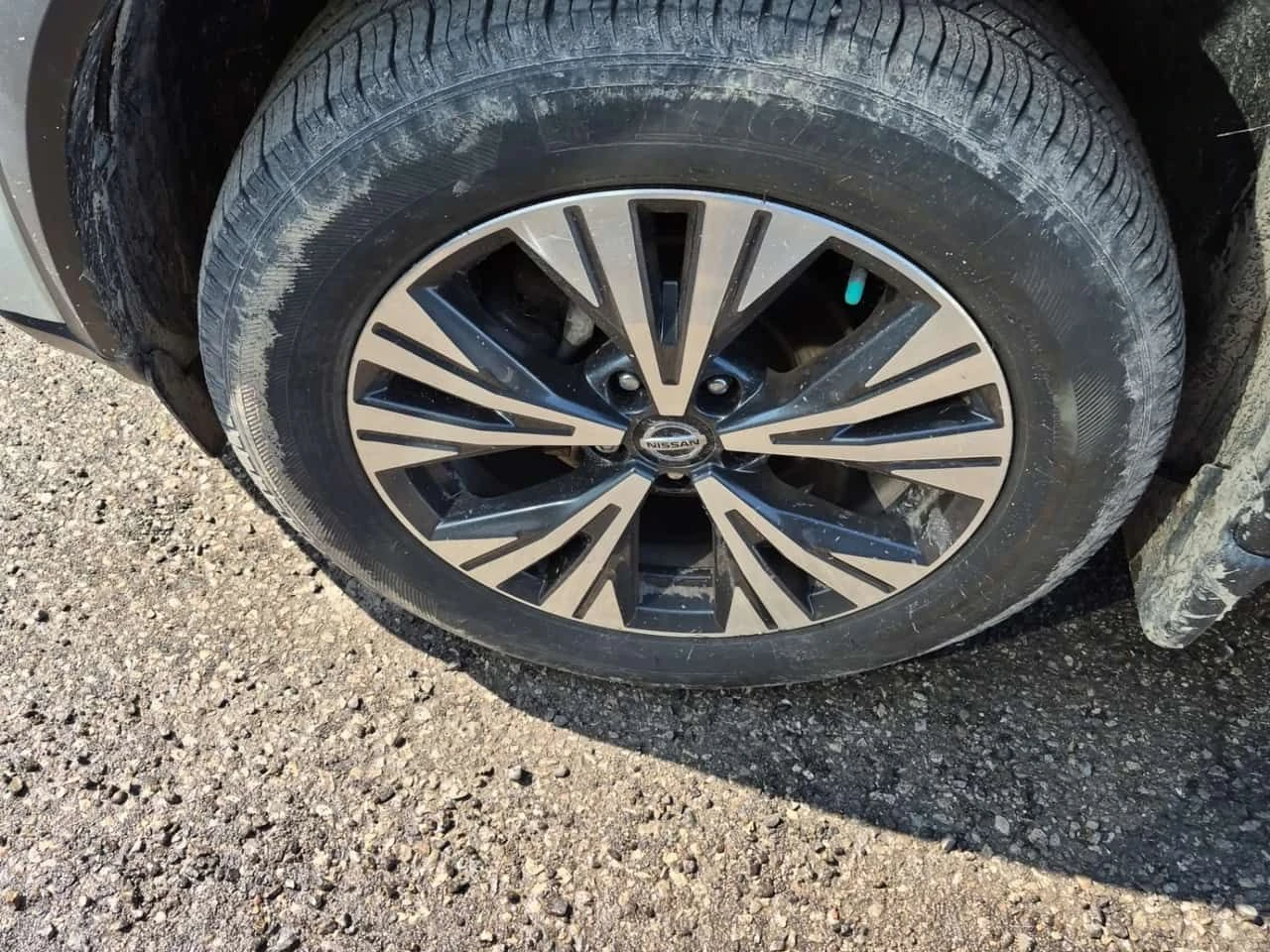 Nissan Rogue * SV * CARFAX * ���� �� �� | Mobile.bg � ����������� 5