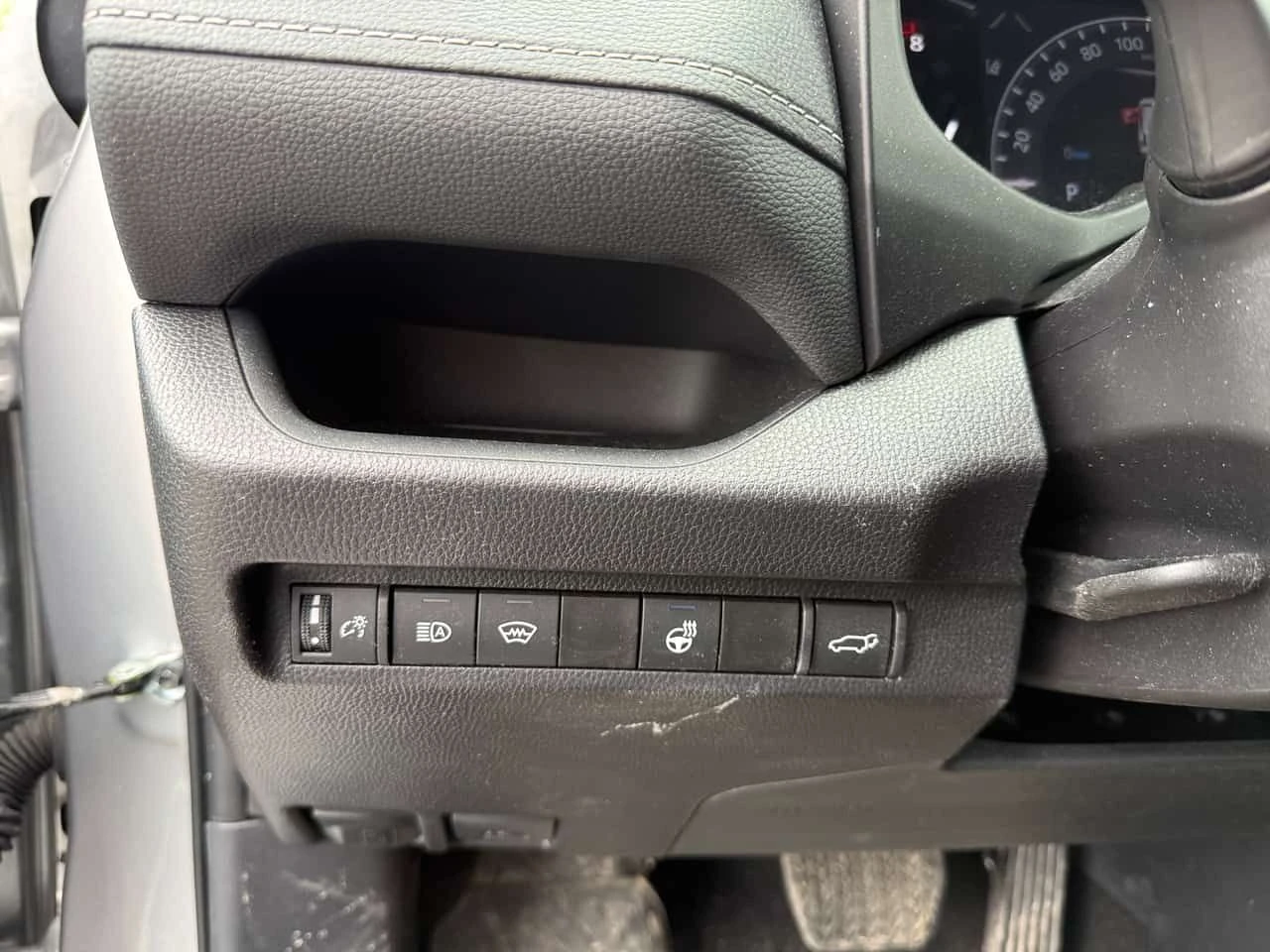 Toyota Rav4 * XLE AWD * CARFAX * 2 КЛЮЧА * KEYLESS * ПОДГРЕВ, снимка 14 - Автомобили и джипове - 54598079