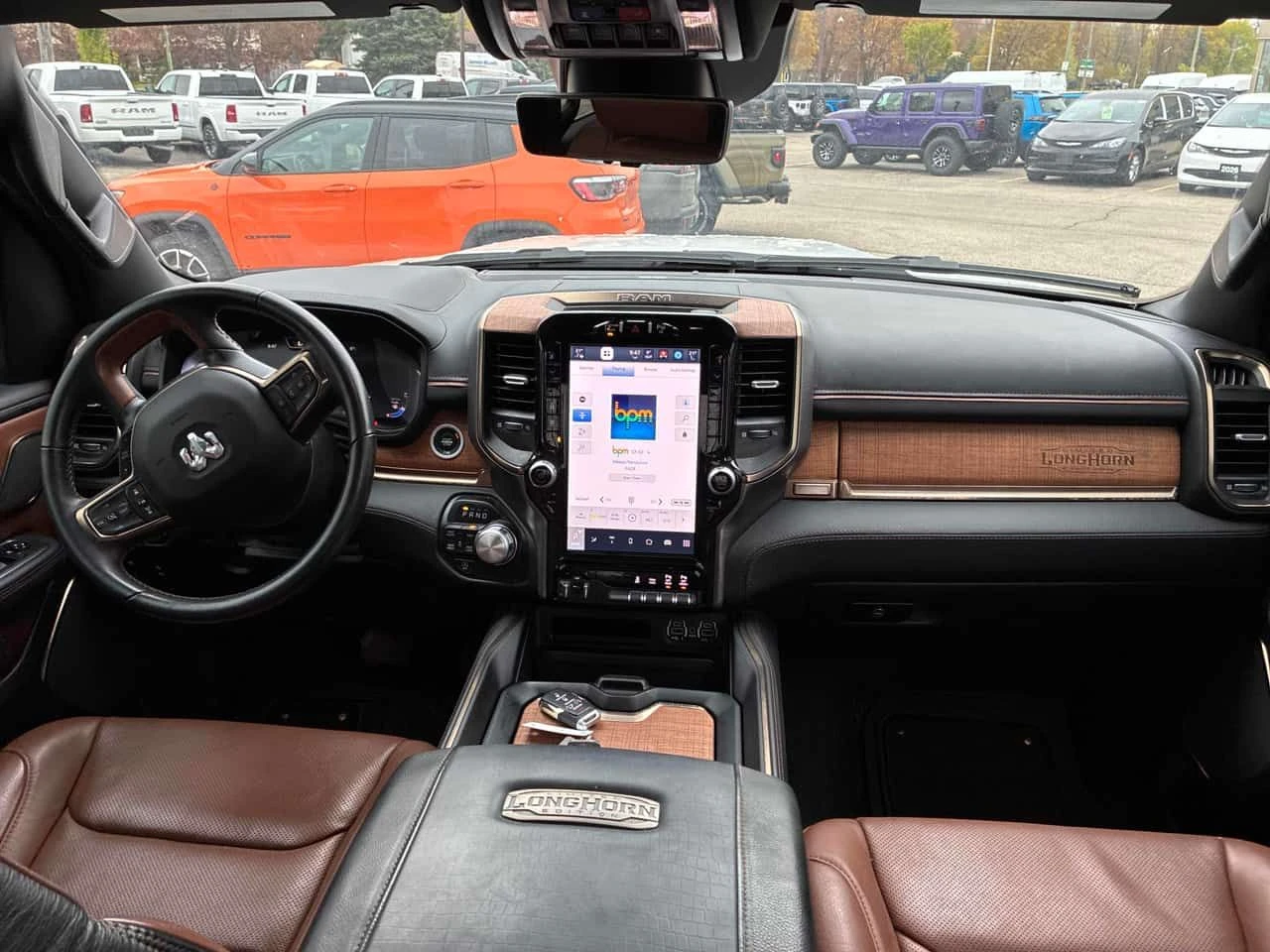 Dodge RAM 1500 Limited Longhorn /HUD/RAMBOX/360/Harman Kardon, снимка 11 - Автомобили и джипове - 54604604