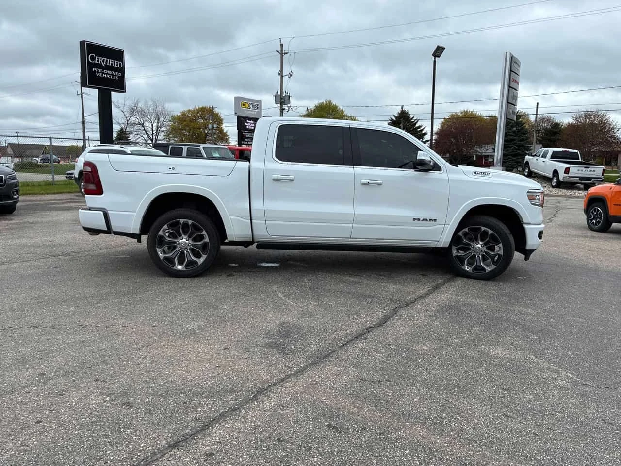 Dodge RAM 1500 Limited Longhorn /HUD/RAMBOX/360/Harman Kardon, снимка 3 - Автомобили и джипове - 54604604