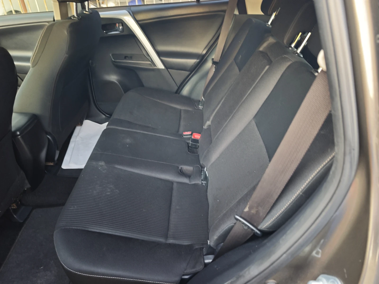 Toyota Rav4 2.0d4d 4x4 KEYLESS KAMERA 6speed euro 5B | Mobile.bg � ����������� 10