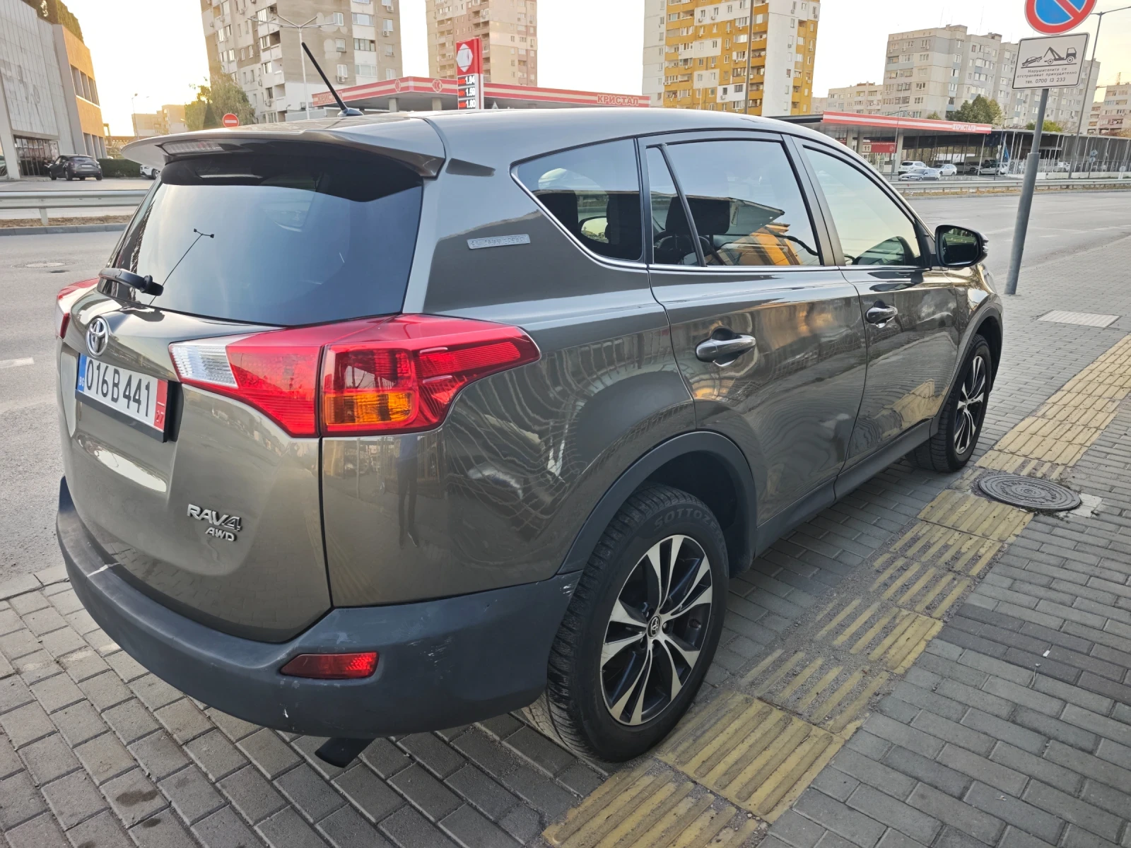 Toyota Rav4 2.0d4d 4x4 KEYLESS KAMERA 6speed euro 5B | Mobile.bg � ����������� 4