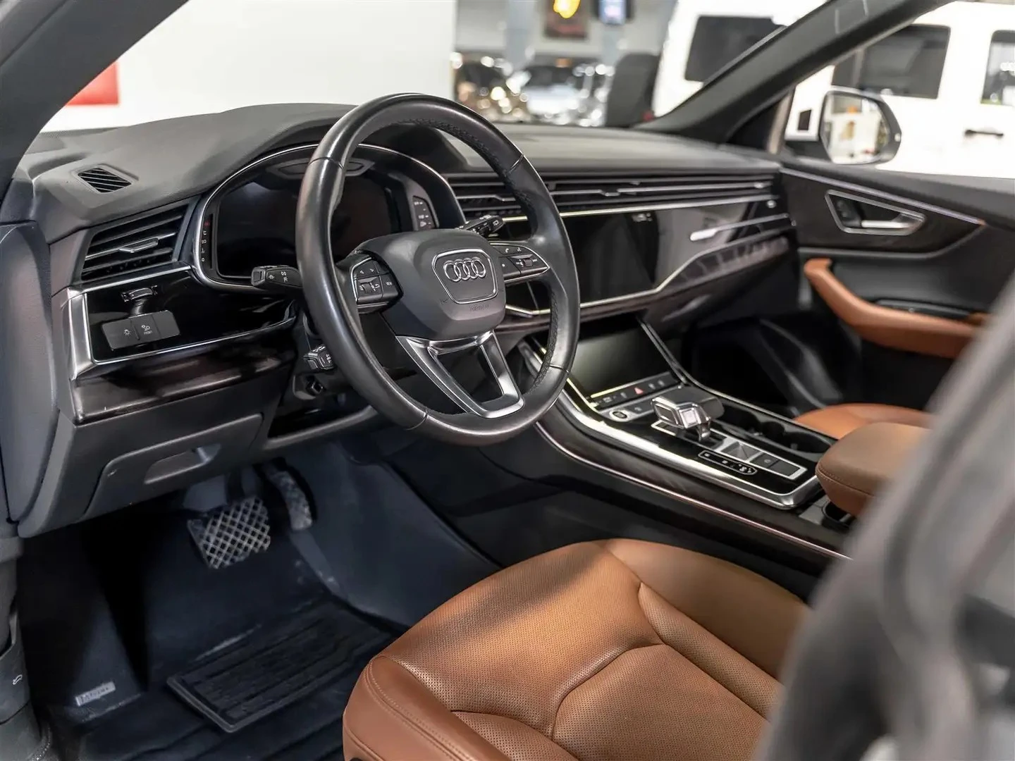Audi Q8 Progressiv* S-Line* Bang & Olufsen, снимка 6 - Автомобили и джипове - 55972024