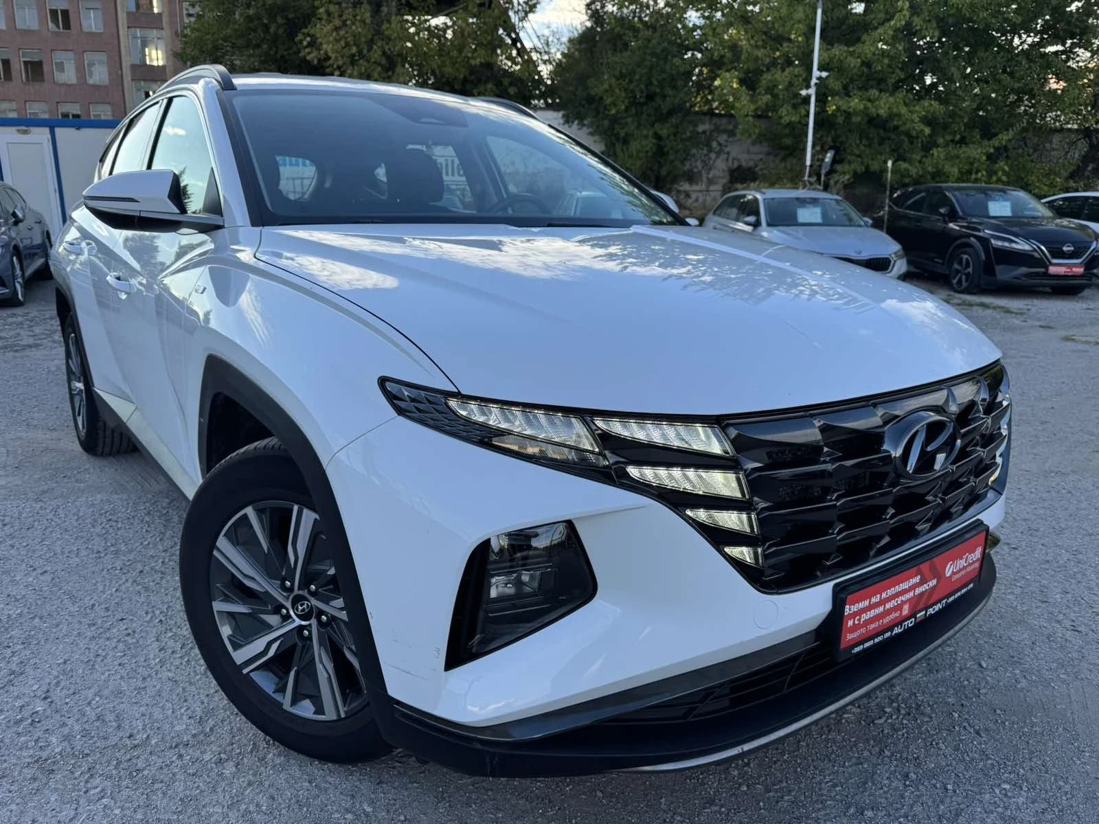 Hyundai Tucson 1.6 CRDI-AVTOMAT, снимка 3 - Автомобили и джипове - 56639672