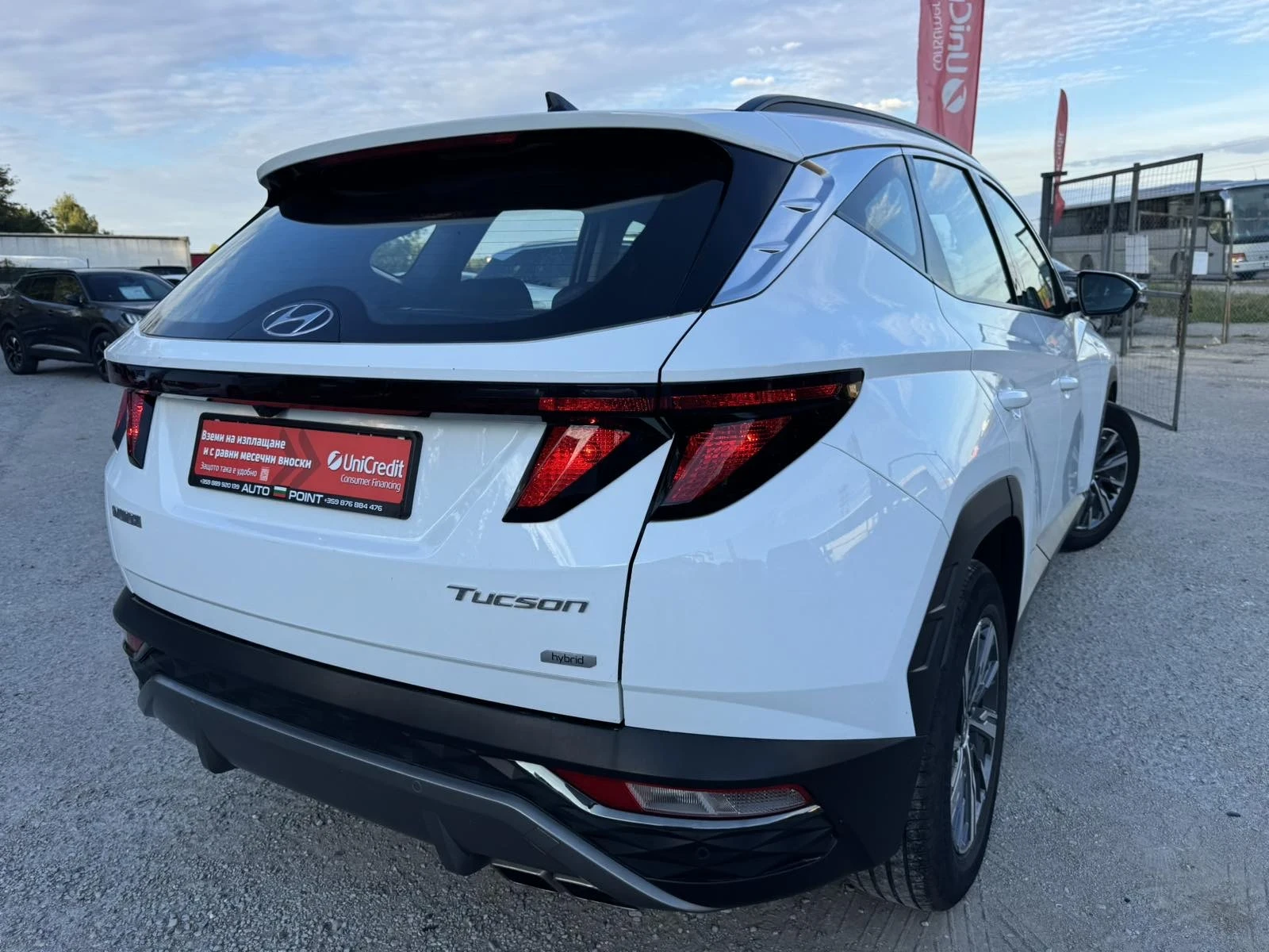 Hyundai Tucson 1.6 CRDI-AVTOMAT, снимка 6 - Автомобили и джипове - 56639672