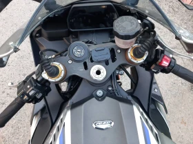 ����� �� �������� �� Yamaha YZF-R1 M