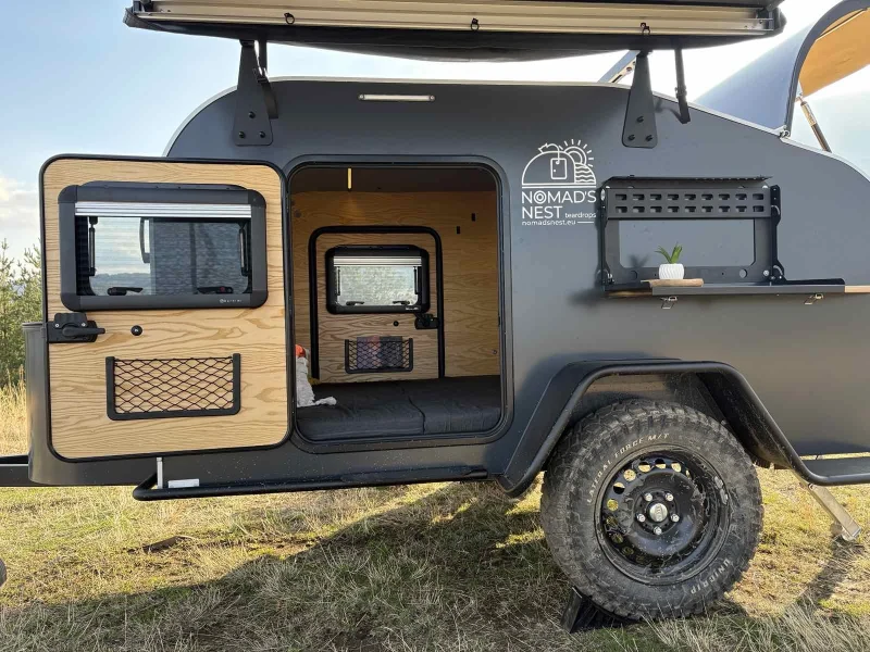 Каравана Други Nomad Nest Teardrops, снимка 3 - Каравани и кемпери - 52642556
