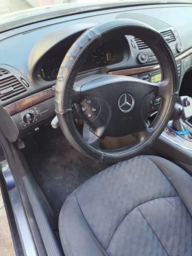Mercedes-Benz E 220, снимка 4