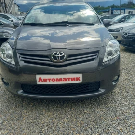 Toyota Auris 1.6 velvomatik, снимка 2