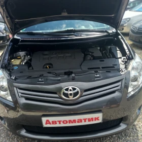 Toyota Auris 1.6 velvomatik, снимка 13