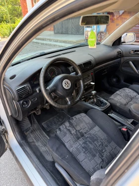 VW Passat 1.9 TDI, снимка 13
