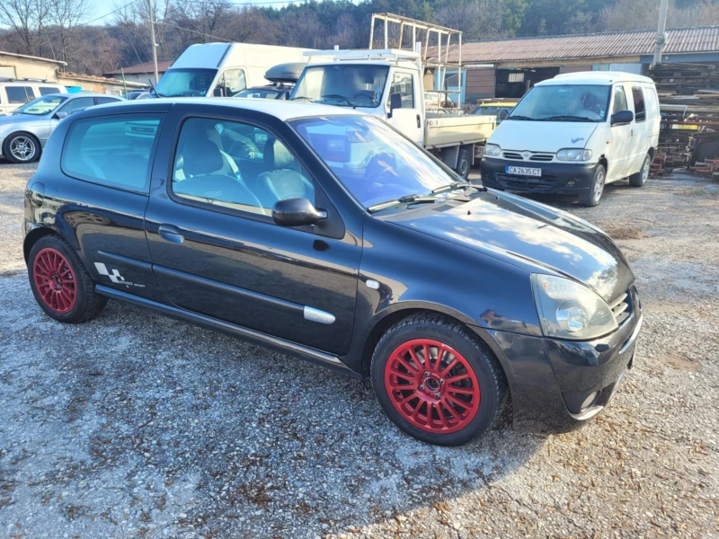 Renault Clio, снимка 6 - Автомобили и джипове - 48281770