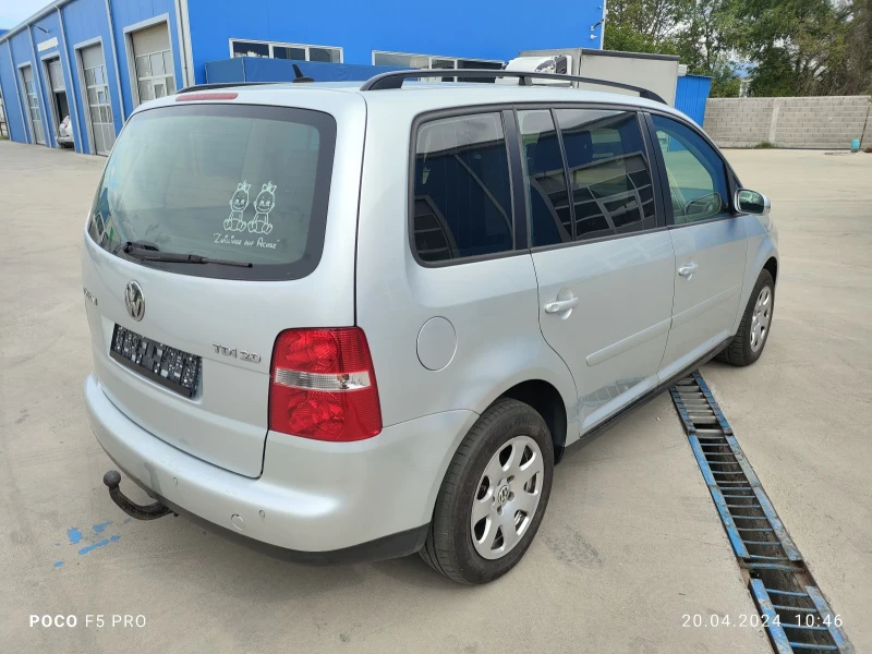 VW Touran, снимка 6 - Автомобили и джипове - 49183821