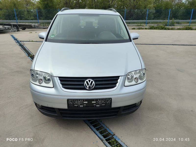 VW Touran, снимка 3 - Автомобили и джипове - 49183821