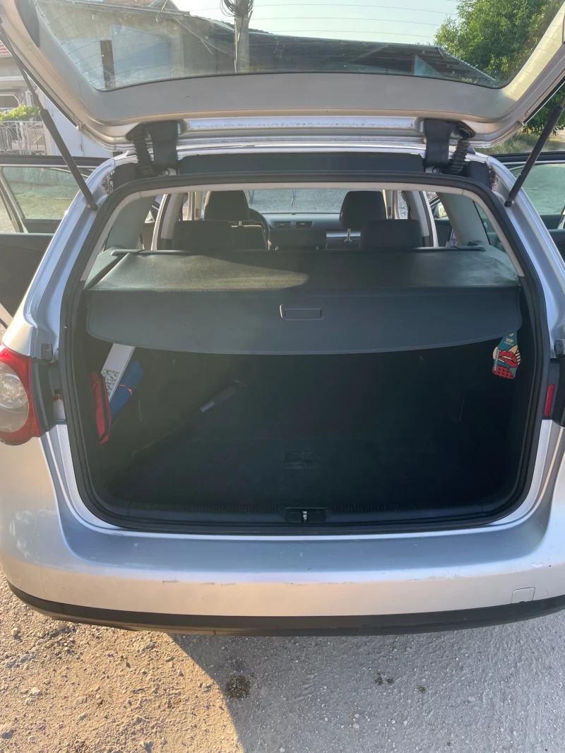 VW Passat, снимка 8 - Автомобили и джипове - 50717204