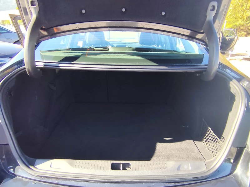 Opel Astra 1.7CDTi* СЕДАН* EURO-5B* KLIMATRONIK* , снимка 12 - Автомобили и джипове - 51777168