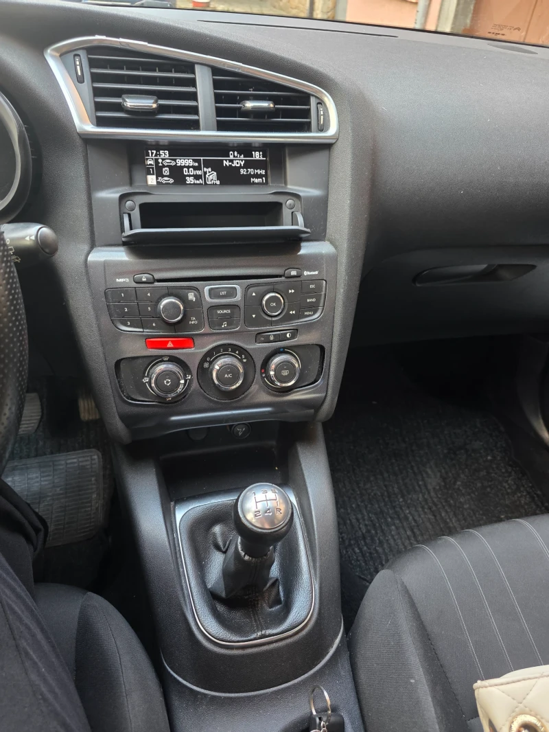 Citroen C4, снимка 4 - Автомобили и джипове - 52385177