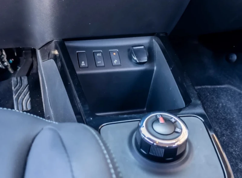 Dacia Spring 12.2023г 26500км, снимка 6 - Автомобили и джипове - 52339523