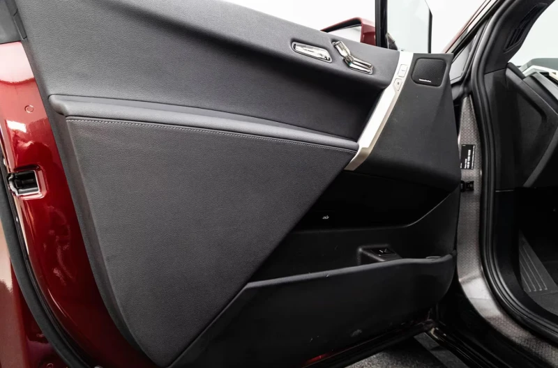 BMW iX 40xDrive/326HP/SPORT/LASER/HUD/360/H&K/MEMO/472g, снимка 14 - Автомобили и джипове - 52147930