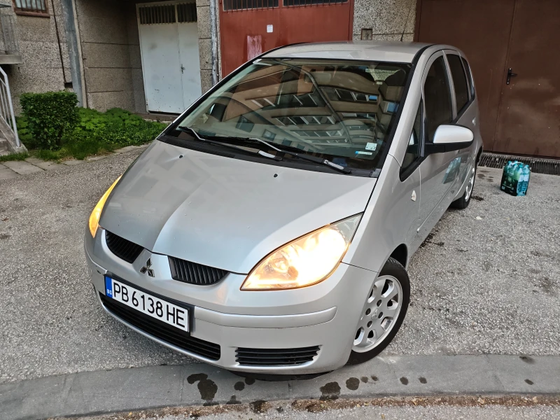 Mitsubishi Colt 1.3 Климатик, снимка 11 - Автомобили и джипове - 52947682