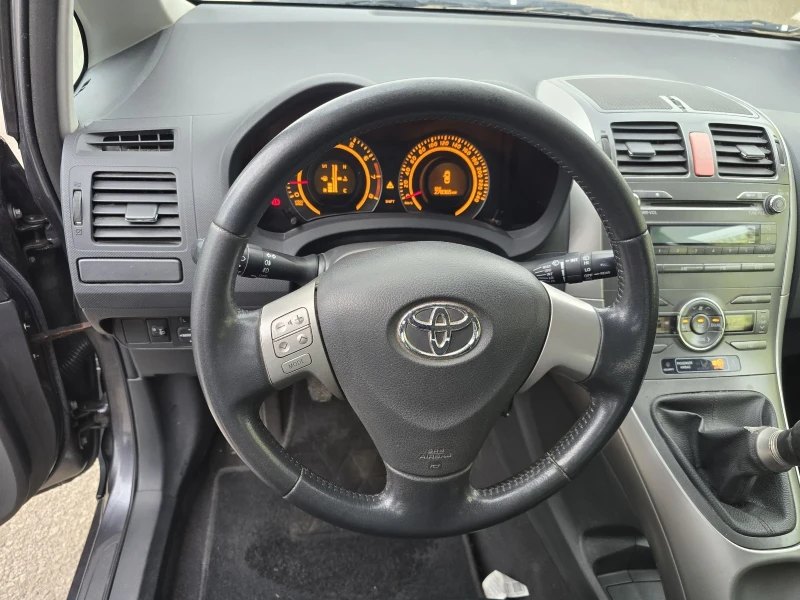 Toyota Auris SOL, снимка 9 - Автомобили и джипове - 53469638