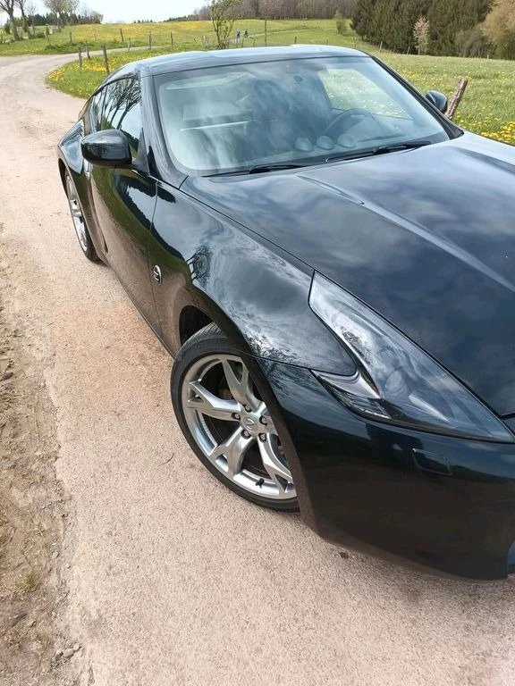 Nissan 370Z 3.7 V6 241kW, снимка 2 - Автомобили и джипове - 45597781