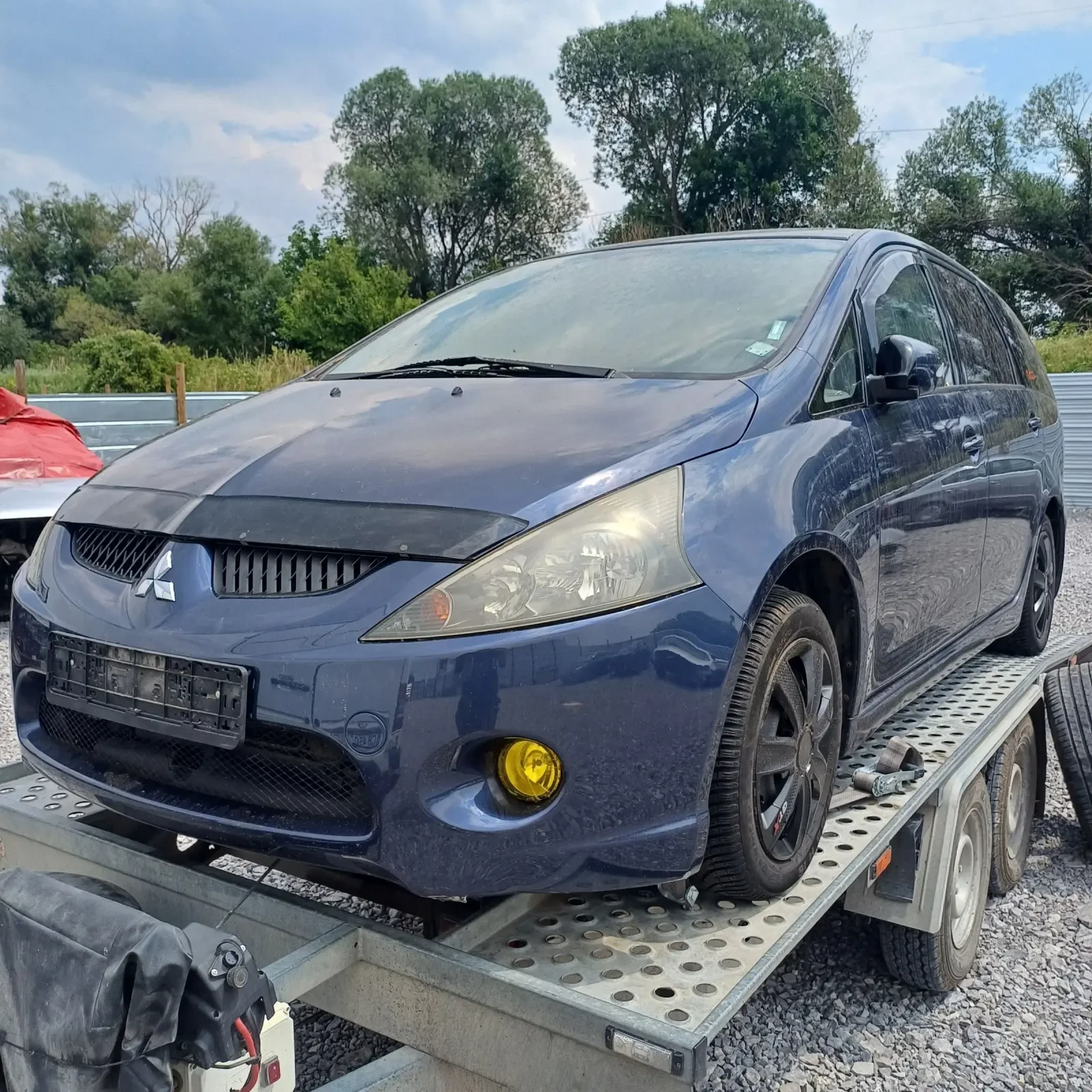 Mitsubishi Grandis 2.4i, снимка 1