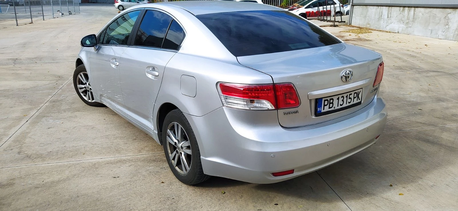 Toyota Avensis  2.0 D4D 126 к.с. - изображение 2