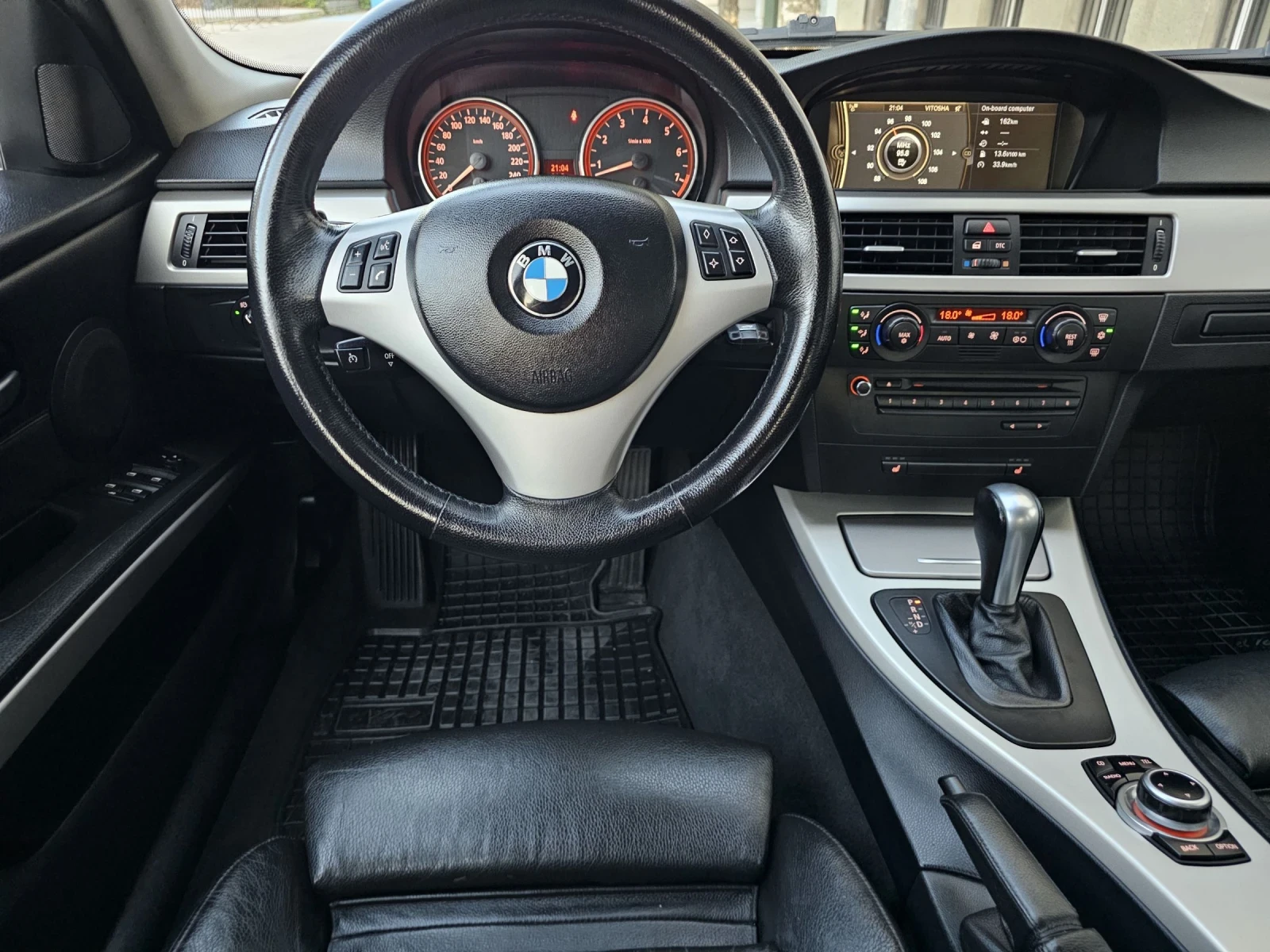 BMW 330 330i 258к.с. - изображение 10
