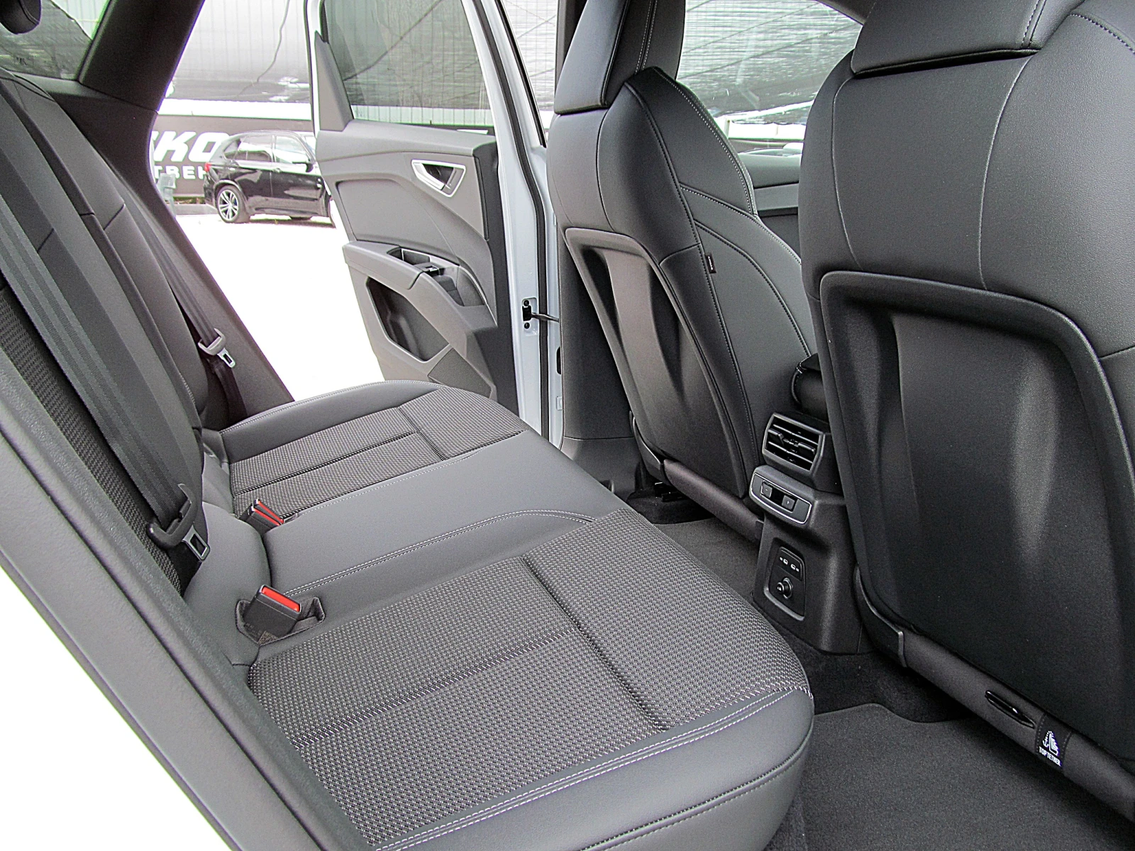 Audi E-Tron Q4 SPORTBACK 50 E TRON | Mobile.bg � ����������� 12